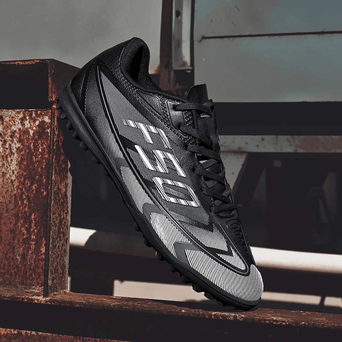 Student TF Turf Soccer Shoes PU Fabric Ventilated Upper Rubber Tough Sole Wear Resistant Outdoor Turf Footwear