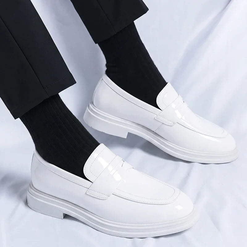 New Summer Slip on Flats Stylish Leather Men's Loafers Fashion Casual Shoes Man Light Antiskid Driving Shoes Handmade Moccasins