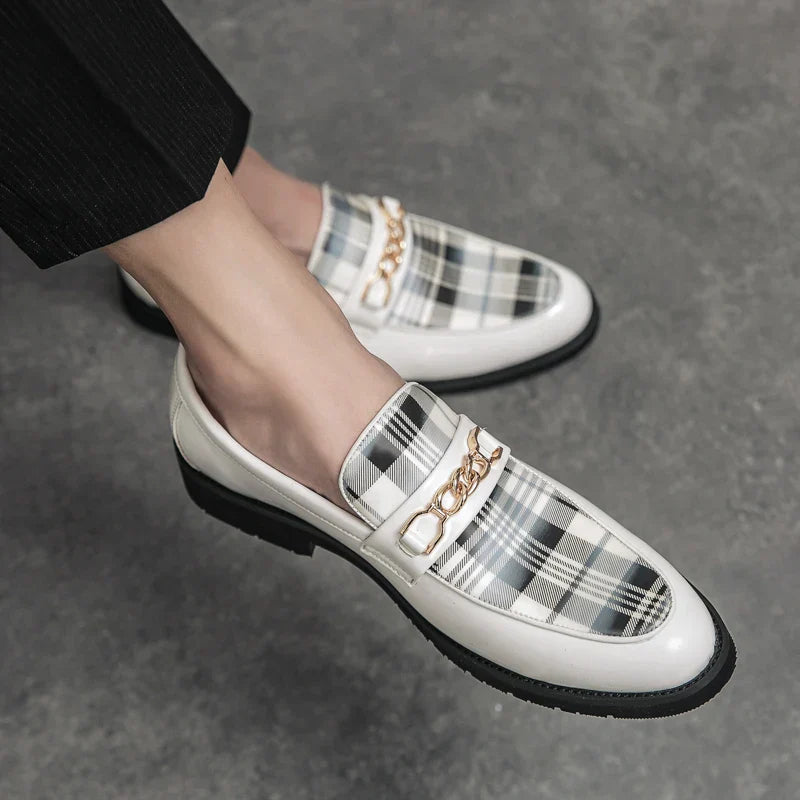 New High Quality Italian Shoe for Men Loafers Casual Men Shoes Luxury Leather Slip-on British Style Striped Soft Shoes Moccasins