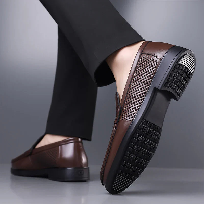 2026 Summer Mens Leather Loafers Slip on Casual Shoes Breathable Moccasins Comfortable Walking Office Flats Male Walking Shoes