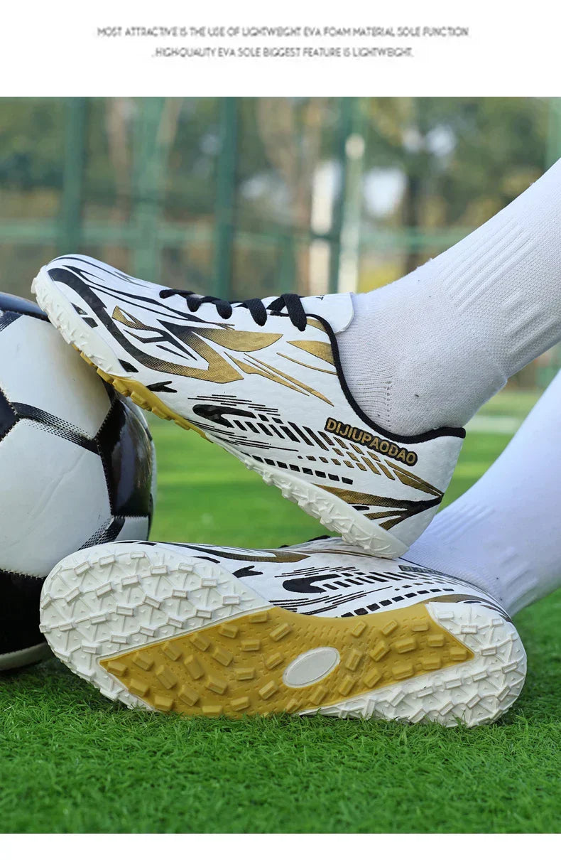 Outdoor Children's Football Shoes Low-cut Kids Soccer Shoes Sports Shoes Comfy Non-Slip Training Shoes For Boys Futsal Sneakers