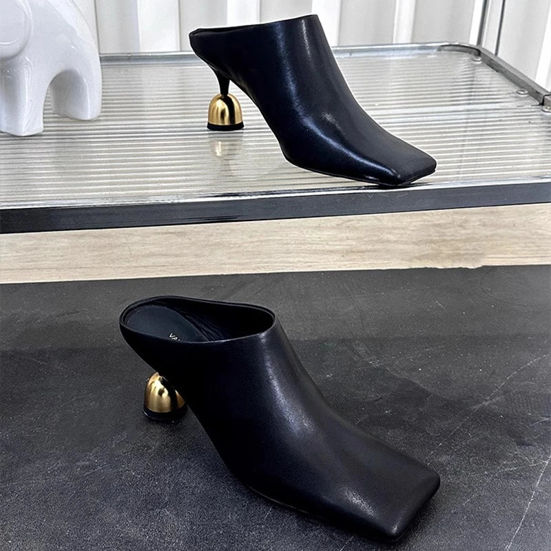 Retro Square Headed Wine Glasses and Slippers for Women in Summer 2025, New Style for Wearing Half Drag High Heels for Women