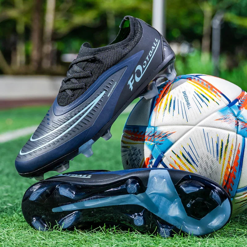 New Men Soccer Shoes Professional Sneakers Match Comfortable Football Boots Non-Slip TF/FG Ankle Boys Sports Shoes Unisex