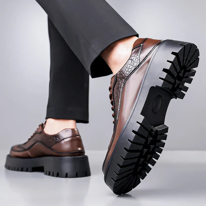 Retro Brown Men's Banquet Leather Shoes Thick Soled Wear-resistant Work Shoes2025 Classic Brand Men's Business Dress Shoes