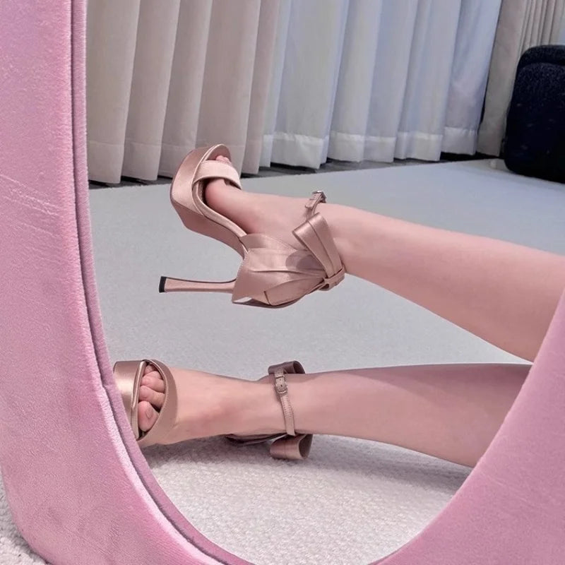 French Waterproof Table Champagne Colored Bow Heels Women'S Stiletto Lolita Ballet Party One-Line Buckled Sandals