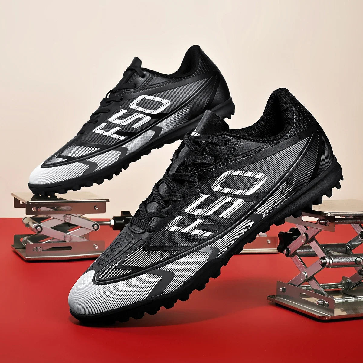 New Men Football Boots Cleats Match TF/FG Adult Grass Sneakers Hot Sale Soccer Shoes Unisex Ultralight High-quality Professional