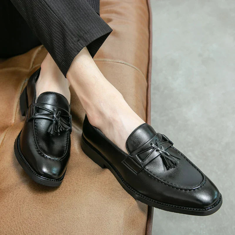 Mens Luxury Tassel Flats Leather Casual Office Designer Brogue Loafers Moccasin Wedding Oxford Footwear Dress Shoes for Men 2022