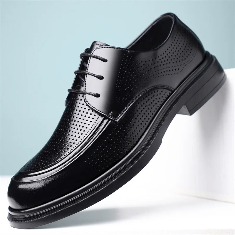 New Lace Designer Derby Shoes for Man Hallow Breathable Business Casual Leather Shoes Male Summer Autumn Fashion Dress Shoe Man
