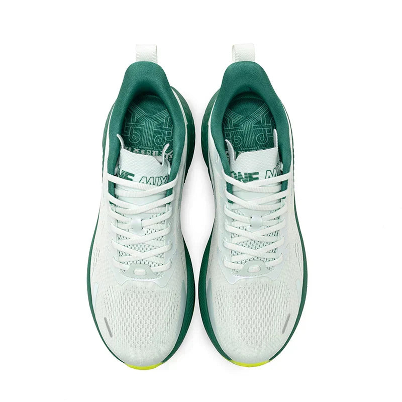 New Style Autumn Winter Men Running Shoes Ourdoor Jogging Cushioning Breathable Lightweight Elastic Sports Sneakers