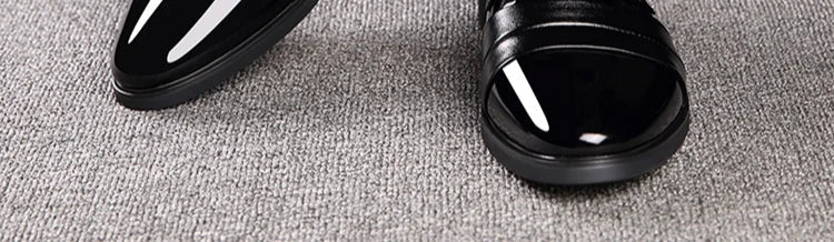 Social Shoe for Men Casual Business Patent Leather Dress Shoes Man Bright Upper Pointed Toe 2025 Trend Office Suit Footwear New