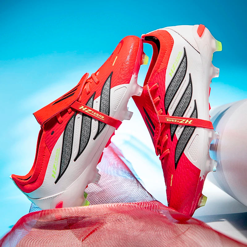 Anti Wear Men Football Cleats Breathable Fabric Upper Stable Cushion Sole Pitch Training Soccer Sneakers Outdoor Professional