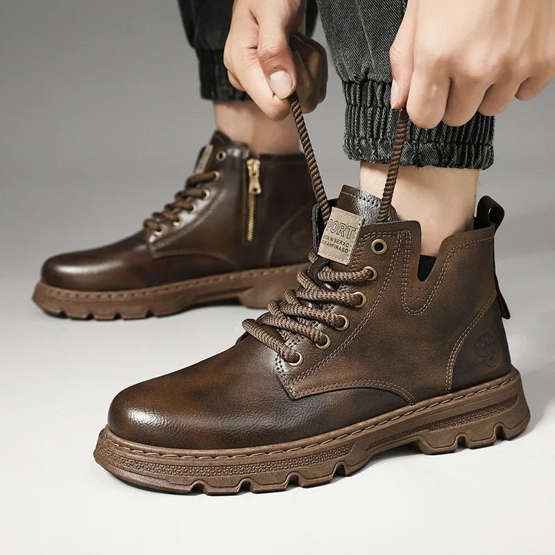 New MEN'S BOOTS with Retro Style Leather Boots, Thick Soles, Wear-resistant MEN'S High Top Casual Shoes, Side Zippers