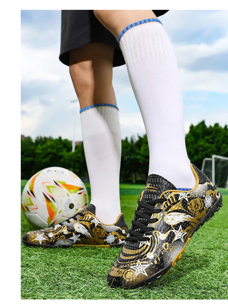 New Kids Soccer Shoes Men Original Football Shoes Indoor Professional Football Field Boots Society Cleats TF/AG Sneaker Non Slip