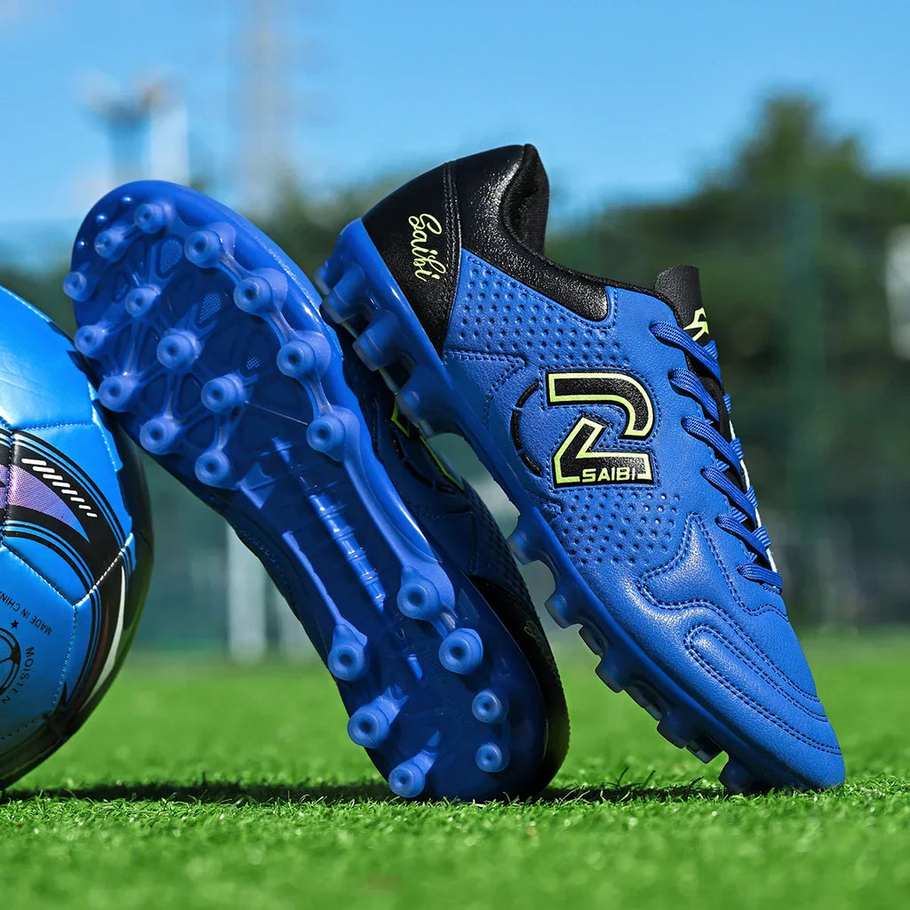 Breathable football shoes for men, FG/AG long nail artificial turf suitable for training and competition