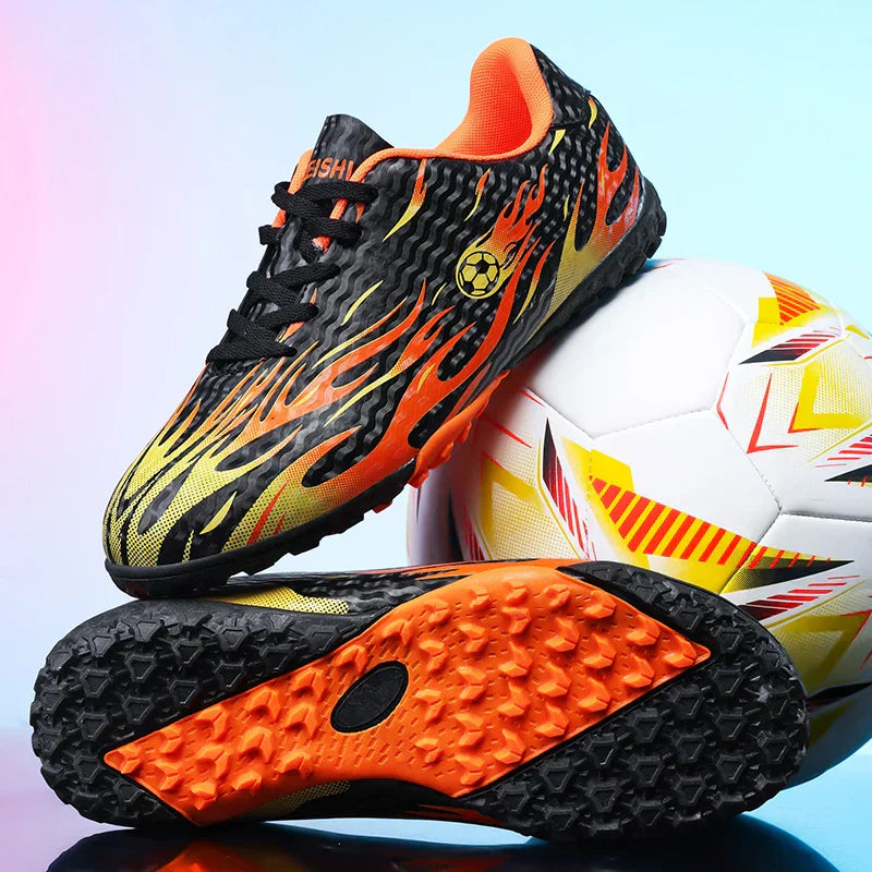 New Kid Match Boys Professional Football Boots Sneakers Soccer Shoes Comfortable Outdoor Match Non-Slip Sports Shoes Unisex