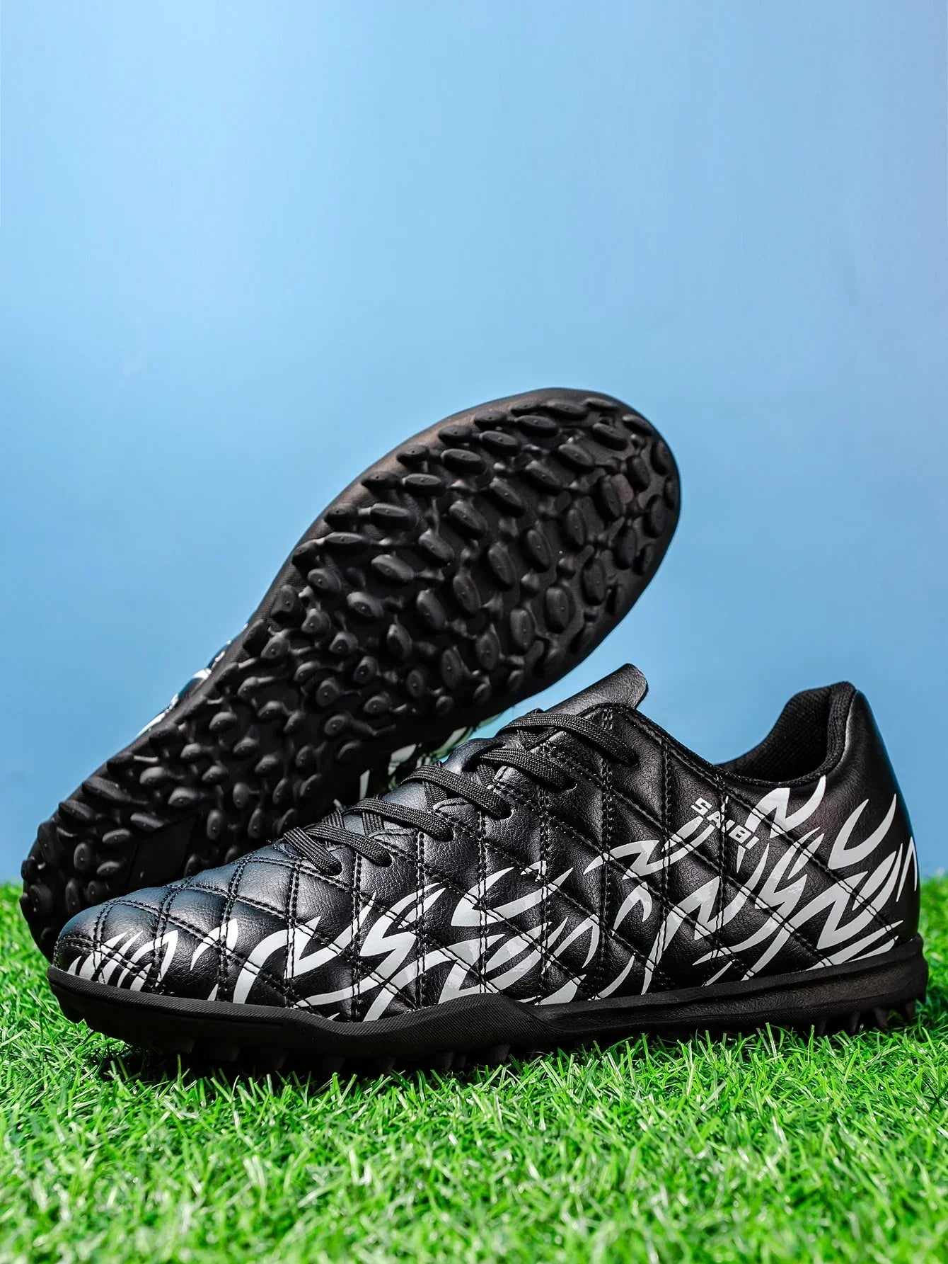 Wear Resistant TF Turf Soccer Boots PU Elastic Fabric Upper Rubber Stable Grip Sole Youth Boys Girls Football Shoes