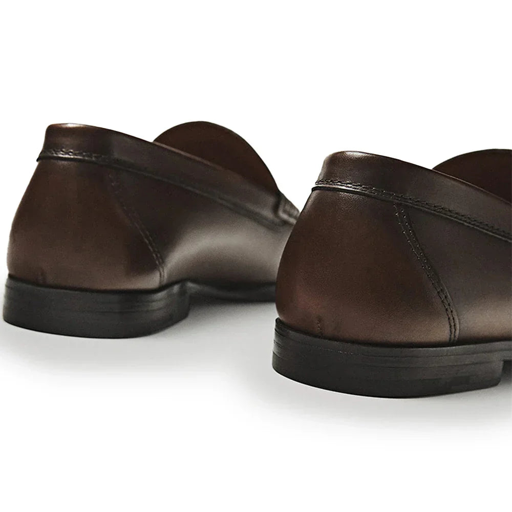 Vintage Calf Leather Loafers Breathable Slip on Moccasins Driving Designer Casual Cowhide Shoes for Men