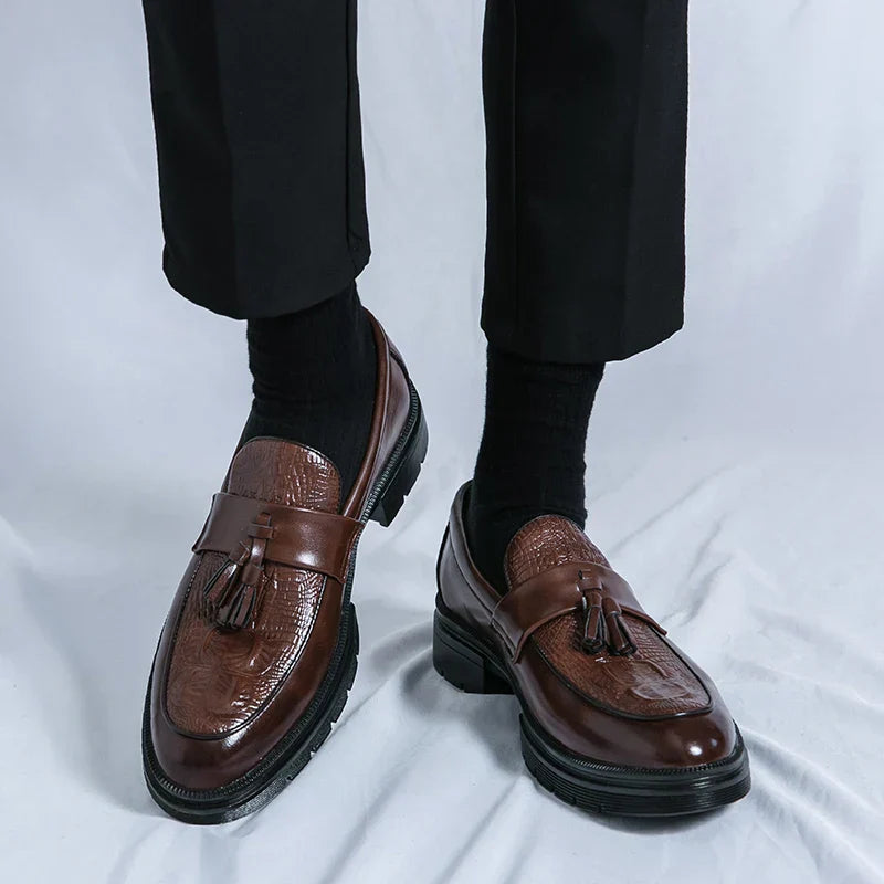 Men's Shoes Leather Men Fashion Spring Tassel Loafers Hot Sale Handmade Business Shoes Luxury Brand Lace-Up Men's Groom Footwear