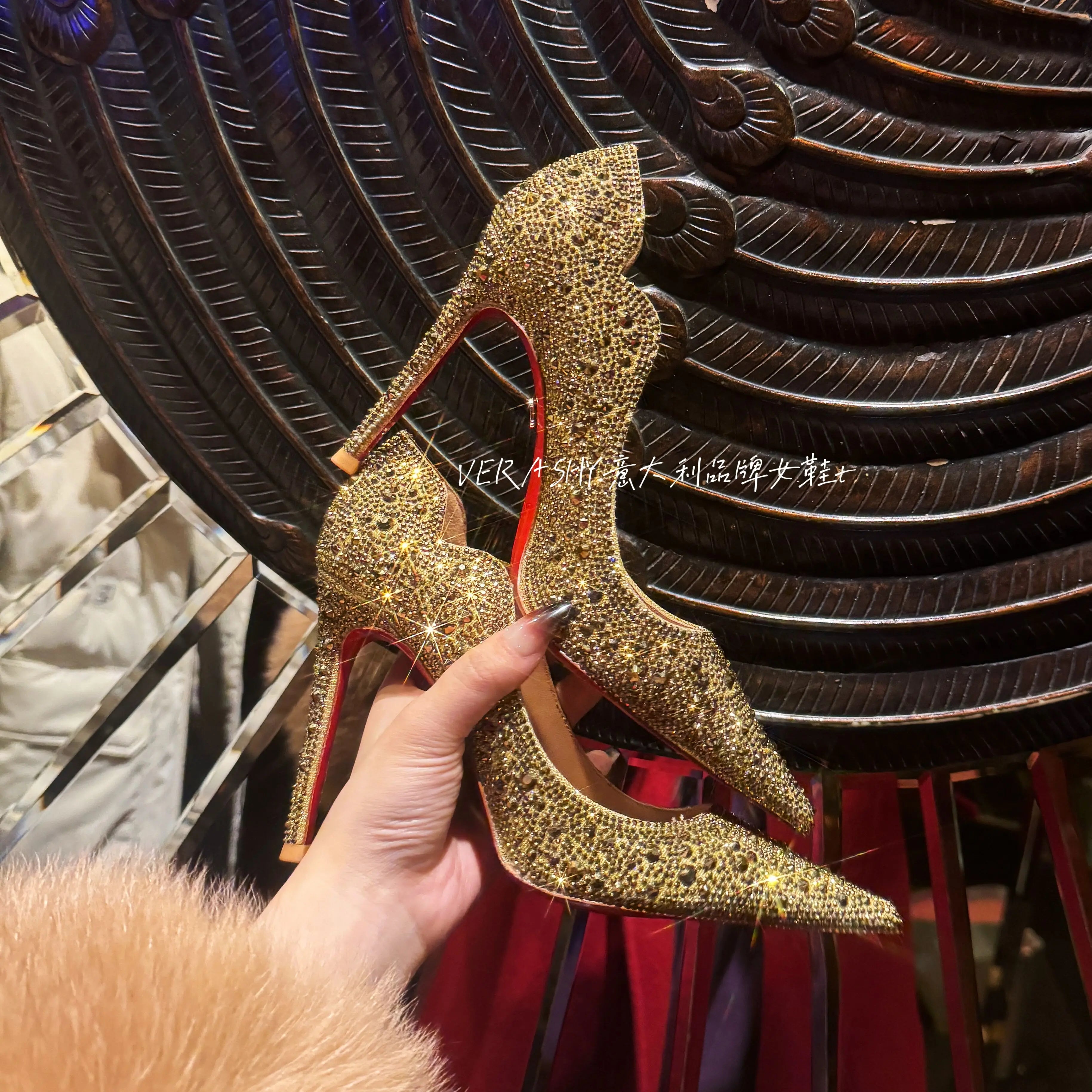 Full Diamond New Gold Fine Heel Pointed Fashion Versatile High Heels Water Diamond Wedding Shoes Women's Bridal Shoes