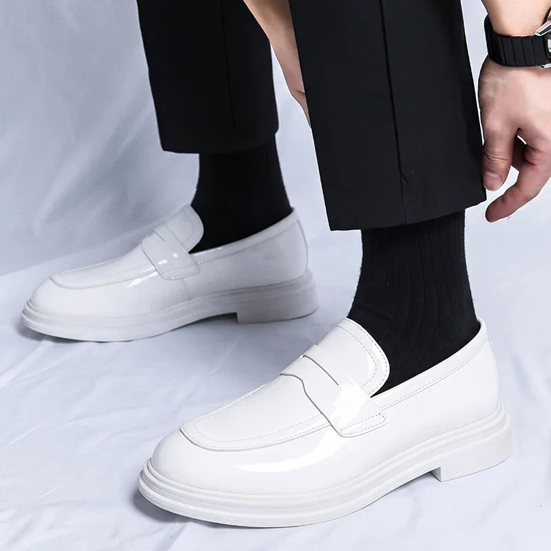New Summer Slip on Flats Stylish Leather Men's Loafers Fashion Casual Shoes Man Light Antiskid Driving Shoes Handmade Moccasins
