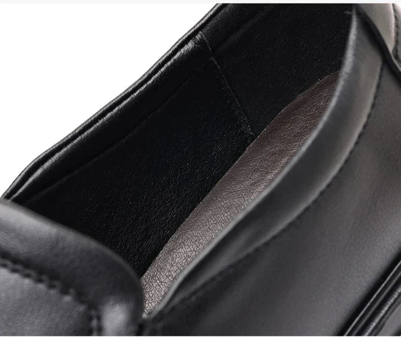 Spring Autumn New Designer Loafers for Men Solid Color Fashion Business Casual Shoes Male Soft Sole British Leather Shoes Man