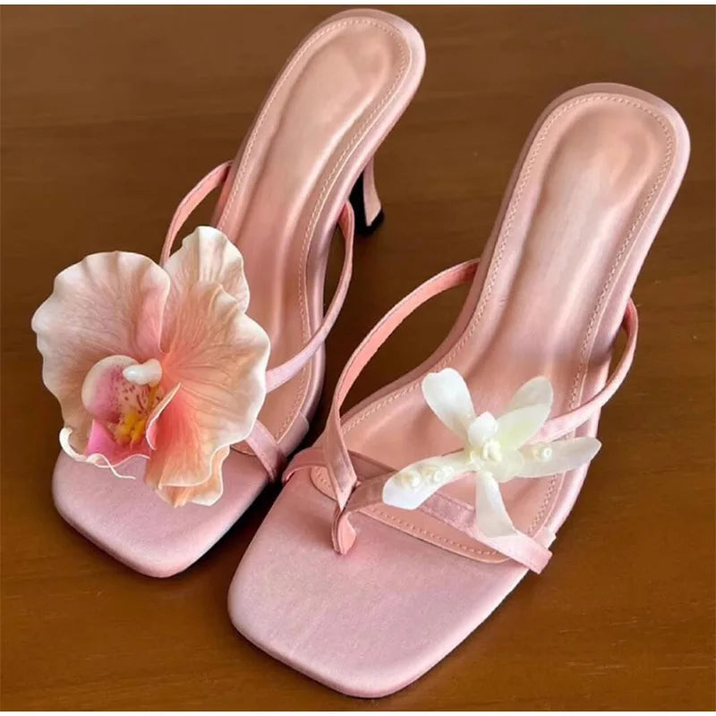 Hawaii Asymmetrical Flower Sandals,Silk Fairy Clip Toe Thin Heels,Women Beach Vacation Flip Flop Sandal,2025 Summer Dress Shoes