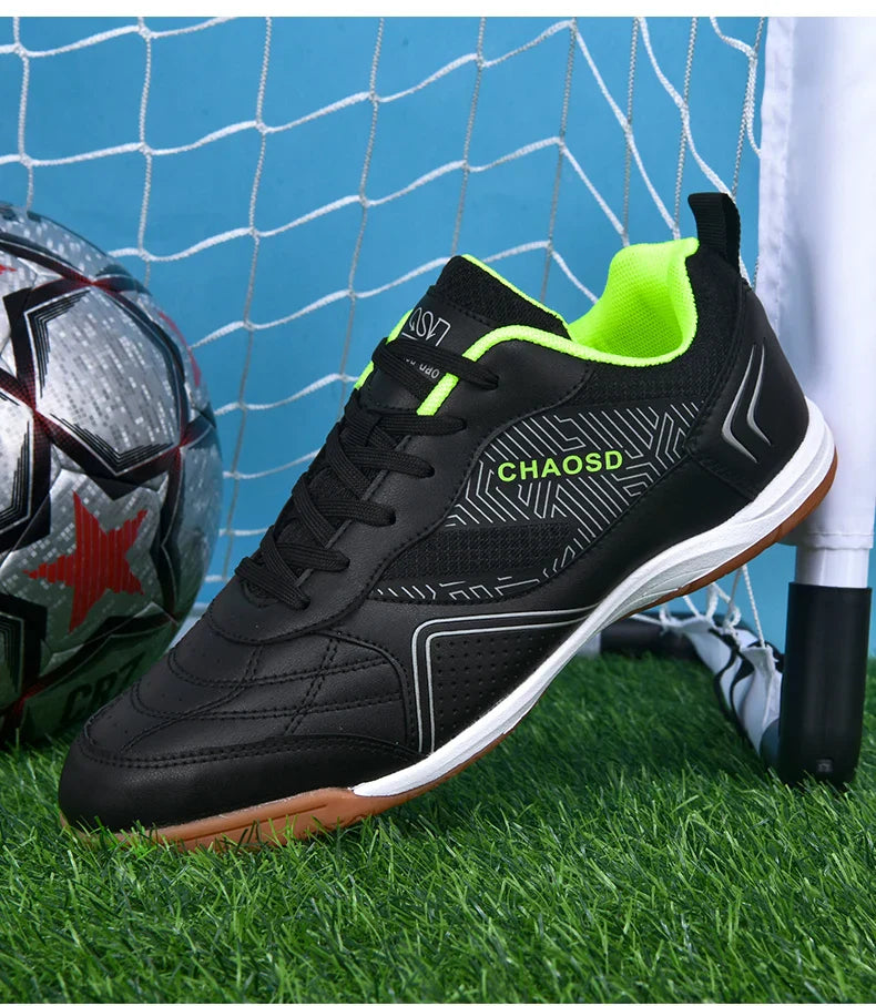 Men Professional Soccer Cleats Anti-Slippery Futsal Training Cleats Wear Resistant Ultralight  Outdoor Indoor Unisex Sneakers
