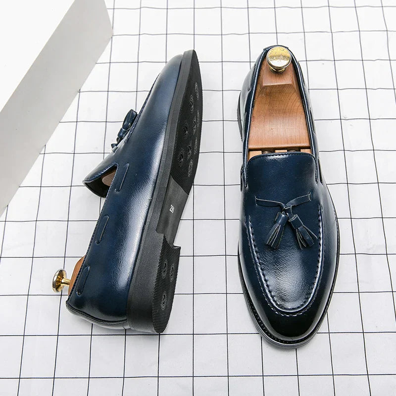 Size:38-46 American Academy Style Fringe Loafers for Men Men's Bottoms Casual Shoes Outdoor Fashion Blue Patent Leather Shoes