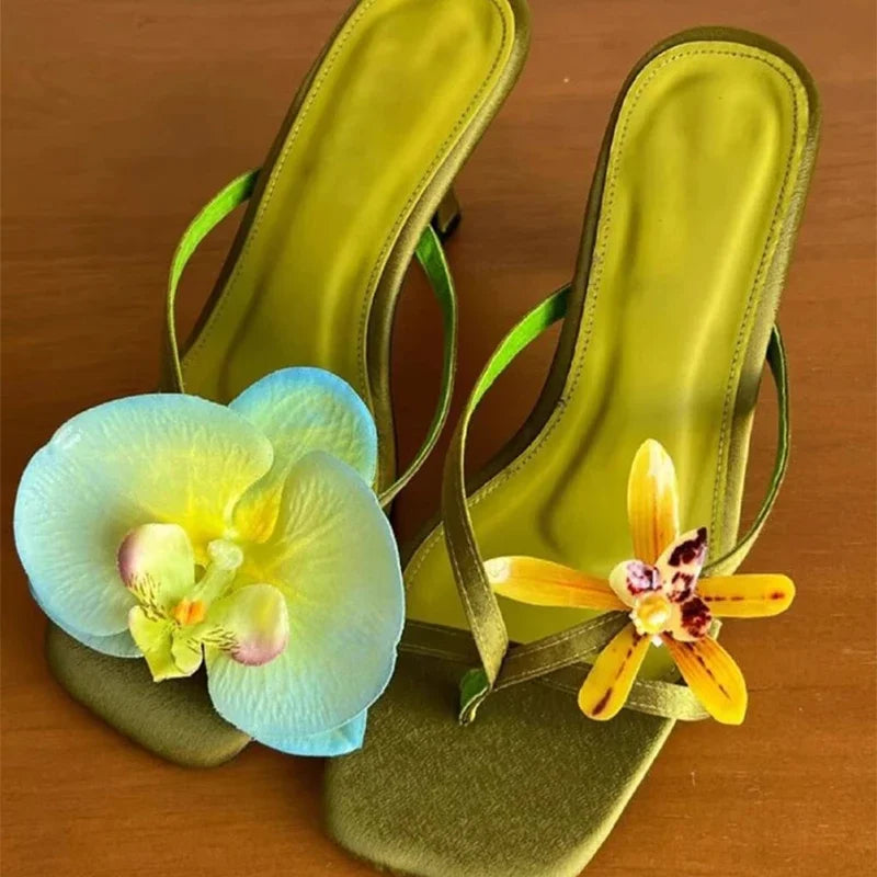 Hawaii Asymmetrical Flower Sandals,Silk Fairy Clip Toe Thin Heels,Women Beach Vacation Flip Flop Sandal,2025 Summer Dress Shoes