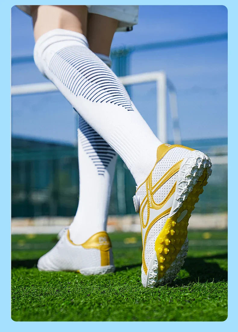 Kids Unisex Soccer Shoes Boys Grils Football Boots Non-Slip Training Indoor Outdoor Athletic Shoes Breathable Ultralight Sports