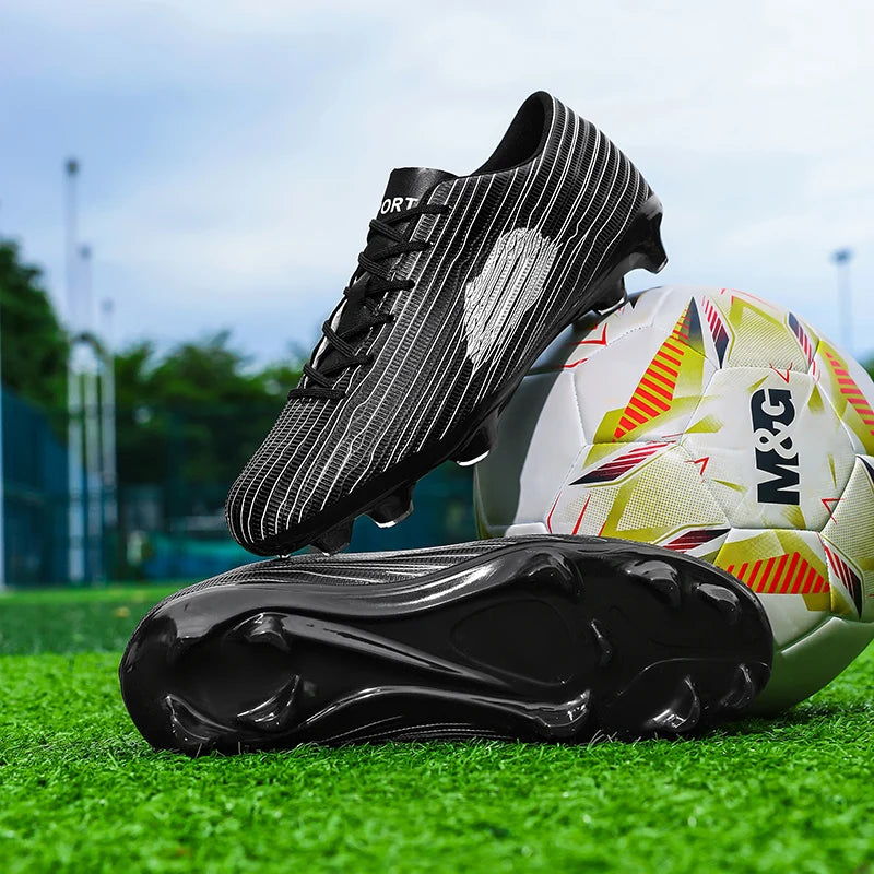 New Men Football Boots Hot Sale Professional Futsal High-quality Soccer Shoes Cleats Women Unisex Ultralight TF/FG Sneakers
