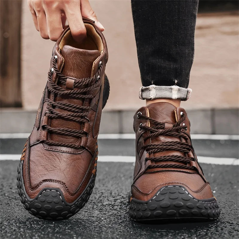 Men's Hand-Stitched Fashion Boots, Retro Lace-Up Mid-High Casual Shoes, Suitable for Spring and Autumn Daily Wear, Outdoor Hiking Boots, Comfortable Large-Size Men's Shoes