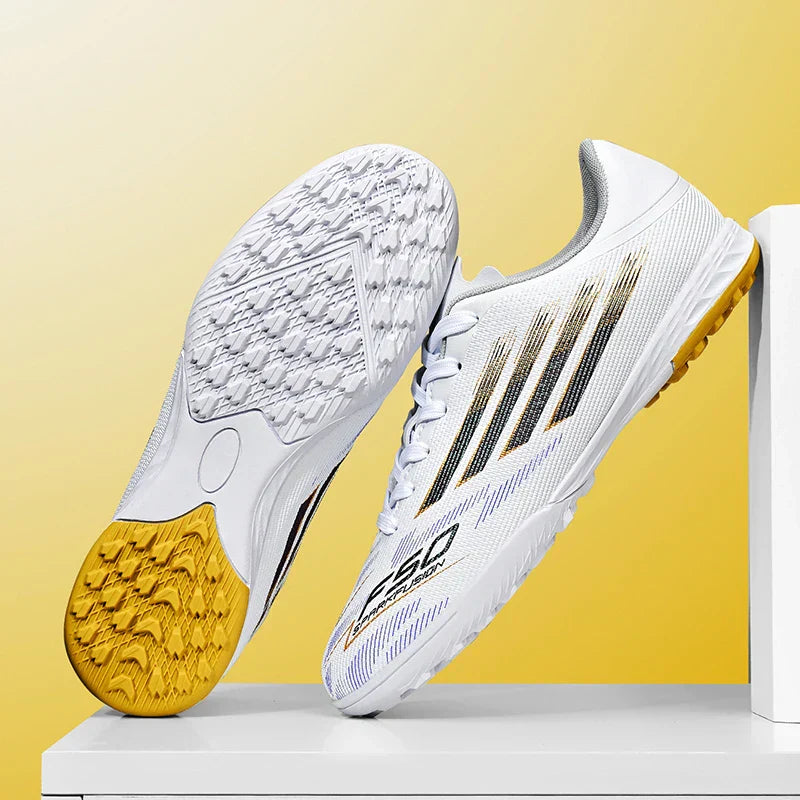 New Men Football Boots Professional Comfortable Sports Shoes Soccer Shoes Boys Sneakers Match Ankle Non-Slip TF/FG Unisex