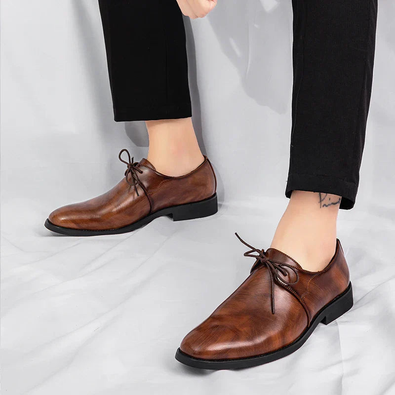 New Men's Solid-Color Belt Casual Shoe Are Comfortable And Classic Business Office Fair Dress Shoe Are Fashionable Wedding Shoes