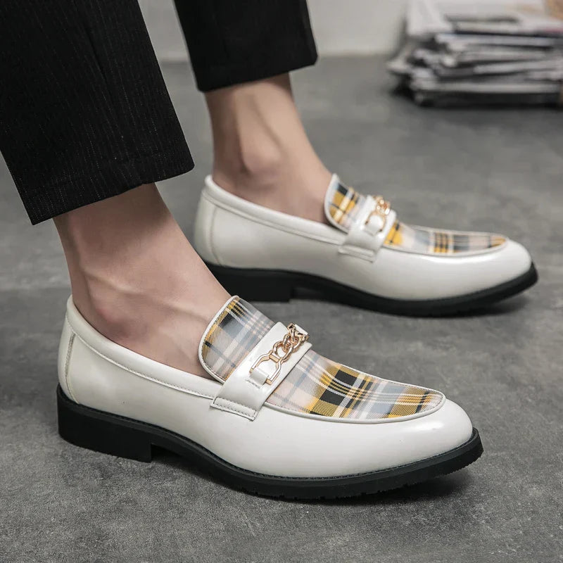 New High Quality Italian Shoe for Men Loafers Casual Men Shoes Luxury Leather Slip-on British Style Striped Soft Shoes Moccasins