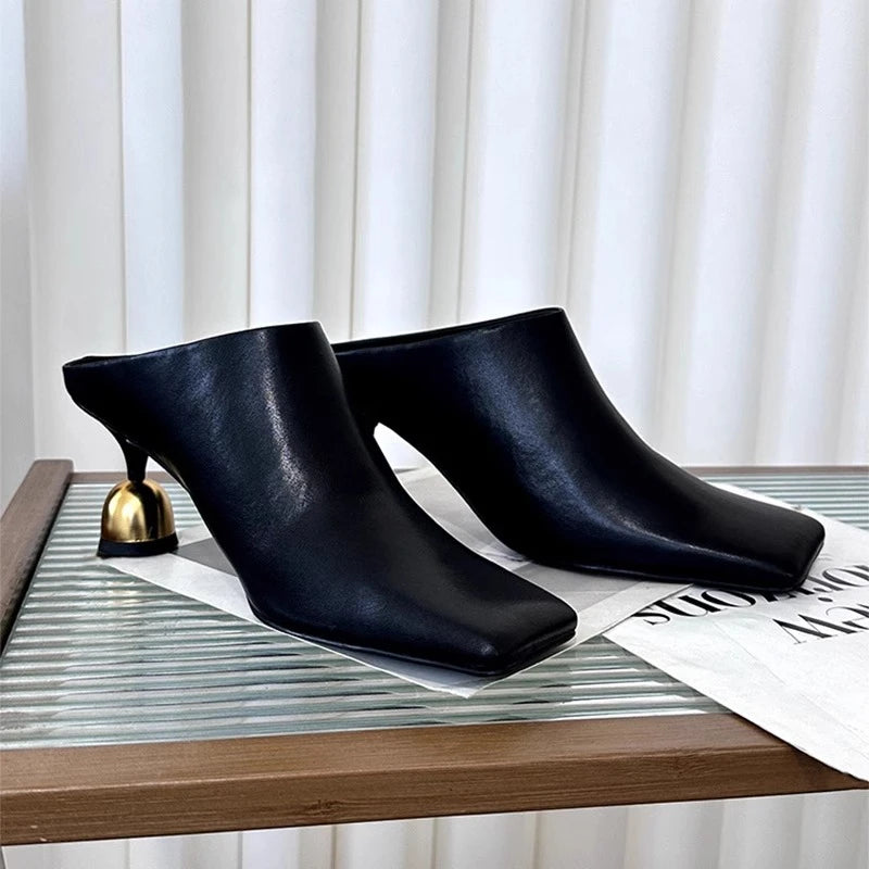 Retro Square Headed Wine Glasses and Slippers for Women in Summer 2025, New Style for Wearing Half Drag High Heels for Women