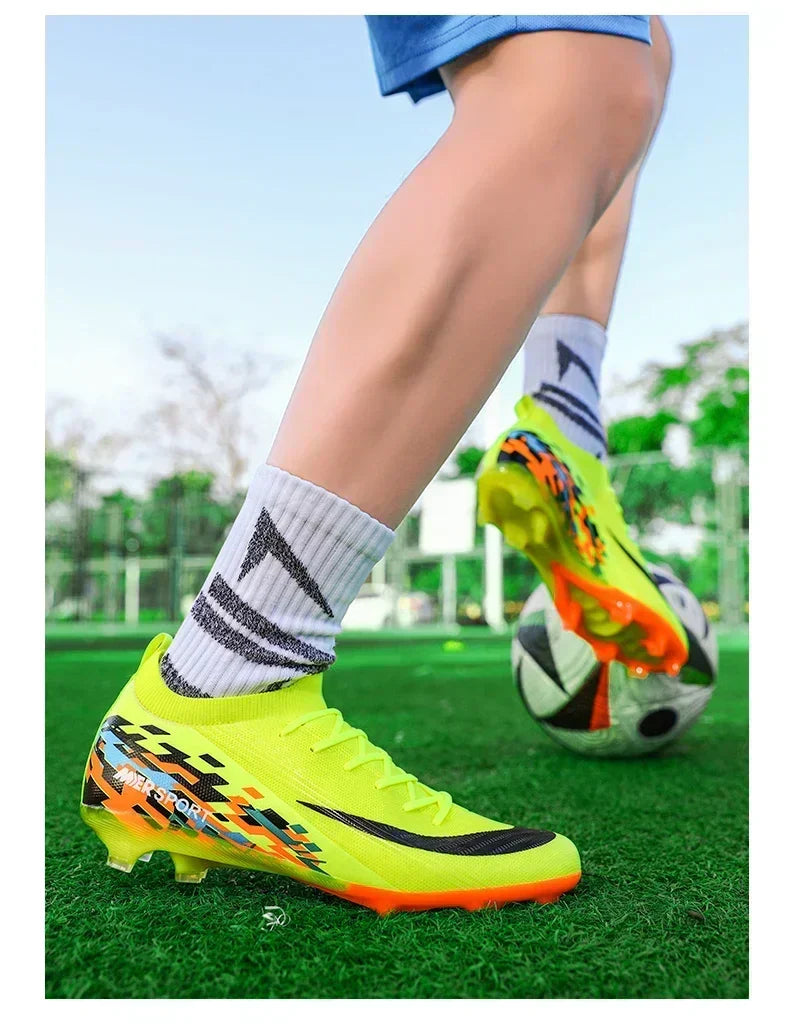 New Men Soccer Shoes Sport Grass Cleats Unisex Non-Slip Match Adult Ultralight Outdoor Football Boots Comfortable High-quality