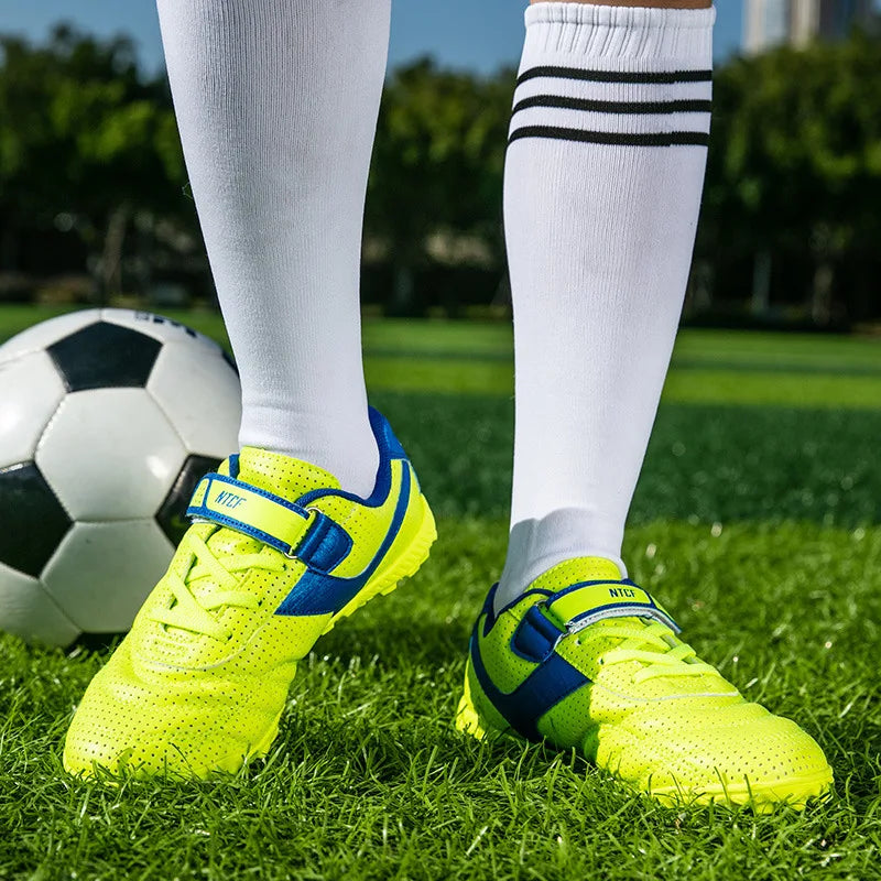 Professional Indoor Turf Soccer Shoes Kid New Design Green Children Football Sneakers Hook-loop Futsal Training Shoes Size 27-38