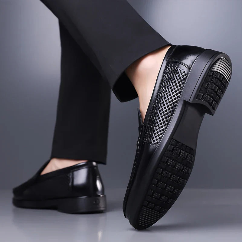 2026 Summer Mens Leather Loafers Slip on Casual Shoes Breathable Moccasins Comfortable Walking Office Flats Male Walking Shoes