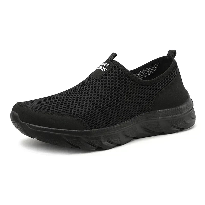 New Running Shoes for Men Breathable Sports Shoes Light Weight Fashion Summer Mesh Breathable Sneakers for Men Plus Size 38-47