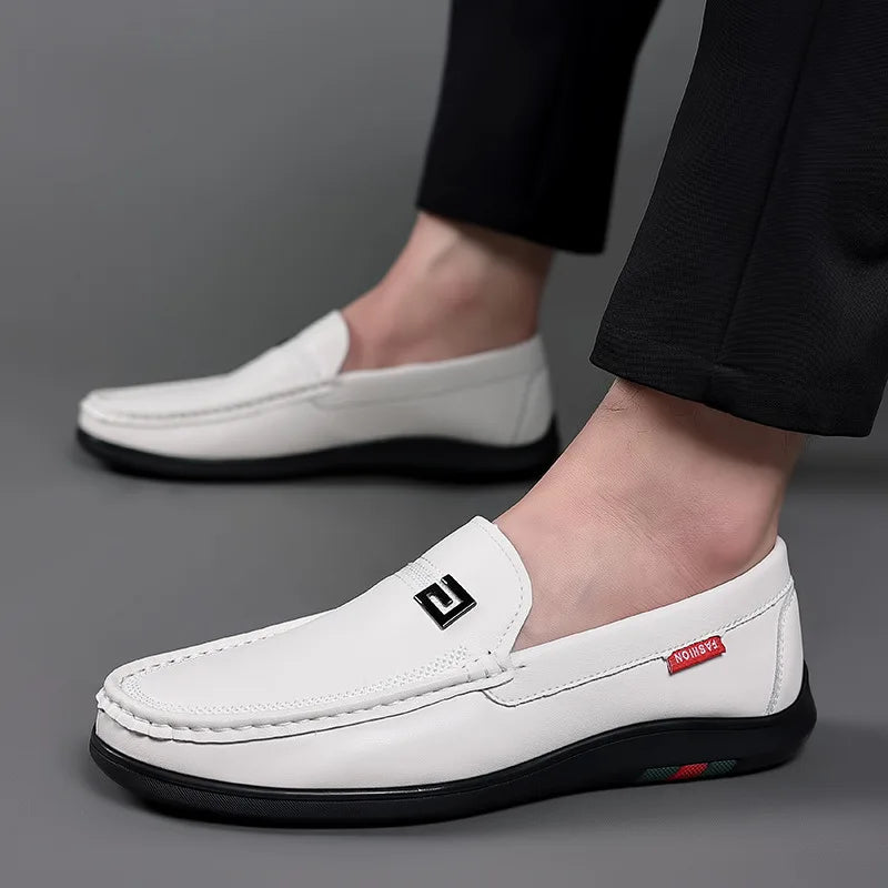 2026 New Solid Color Business Casual Shoes for Men Spring Autumn Soft Leather Shoes Male Fashion Light Driving Shoes Man