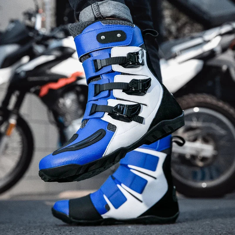 New Waterproof Men's Dirt Bike Shoes Men's Motorcycle Boots New Comfortable Leather Protective Boots Anti-slip Wear-resistant