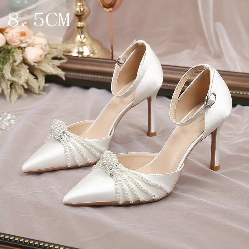 2026 New String Bead Pumps Pointed Thin Heels White Wedding Shoes Bridesmaid High Heels Sexy Satin Single Shoes