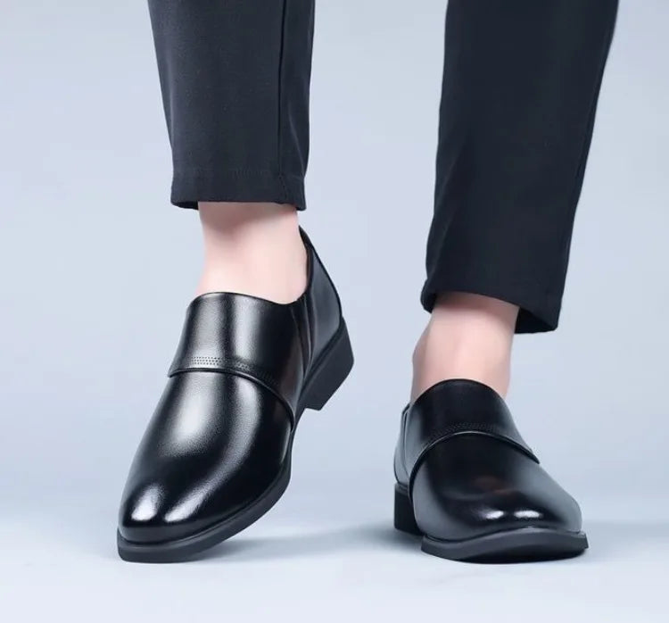2026 New Men's Shoes Soft Leather Soft Sole Comfortable Fashion Business Casual Leather Shoes Black Footwear