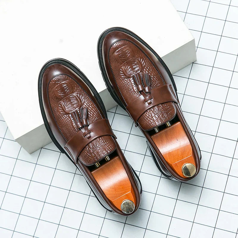 Men's Shoes Leather Men Fashion Spring Tassel Loafers Hot Sale Handmade Business Shoes Luxury Brand Lace-Up Men's Groom Footwear