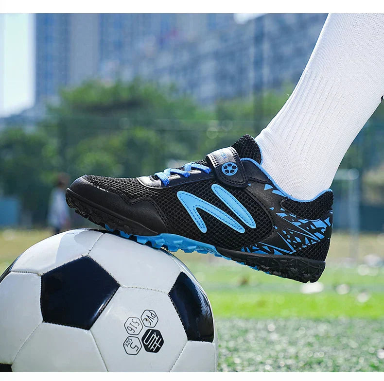 Kids Soccer Shoes FG/TF School Football Boots Boys Girls Cleats Grass Sneakers Child Outdoor Athletic Training Sports Footwear
