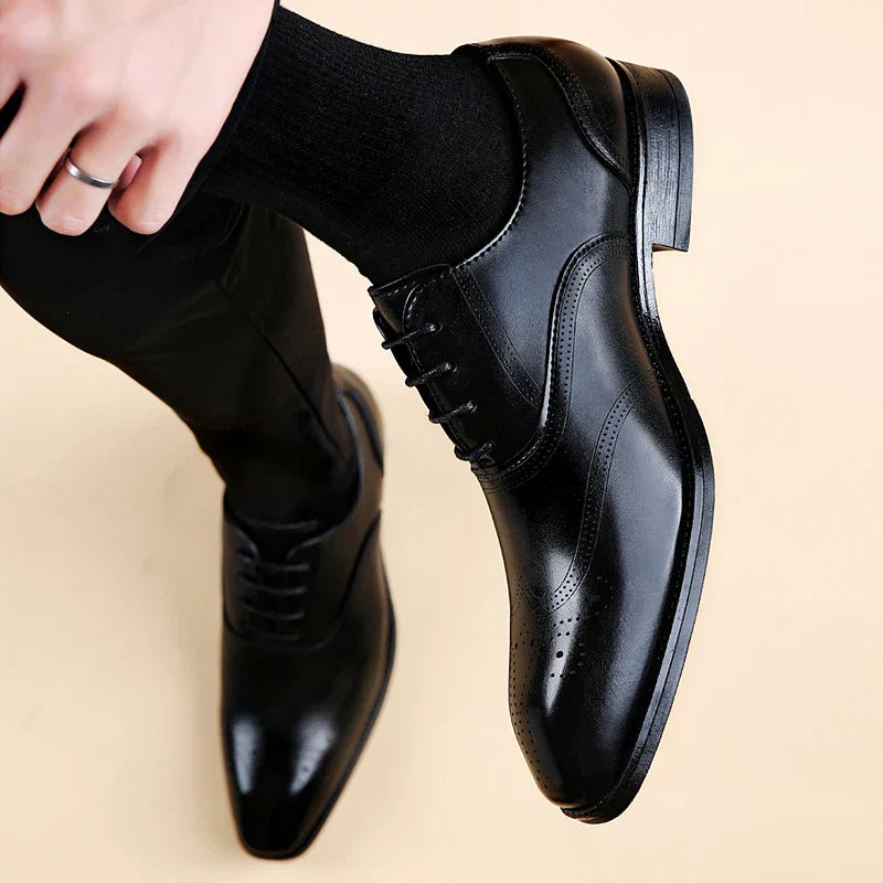 Luxury Brand Men's Glossy Leather Shoes Classic Brogue Shoes Lace Up Men's Office High-quality Business Shoes Big Size：38-48