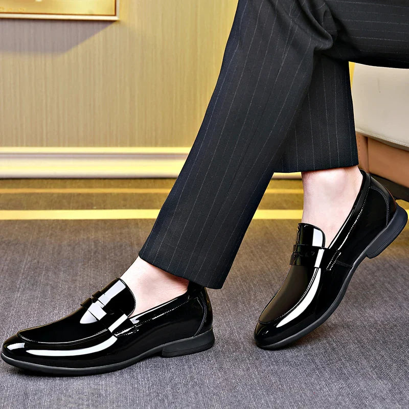 New Summer Men's Casual Shoes Breathable Walking Shoes Fashion Male Loafers Outdoor Non-slip Business Footwear Man Slip on Flats