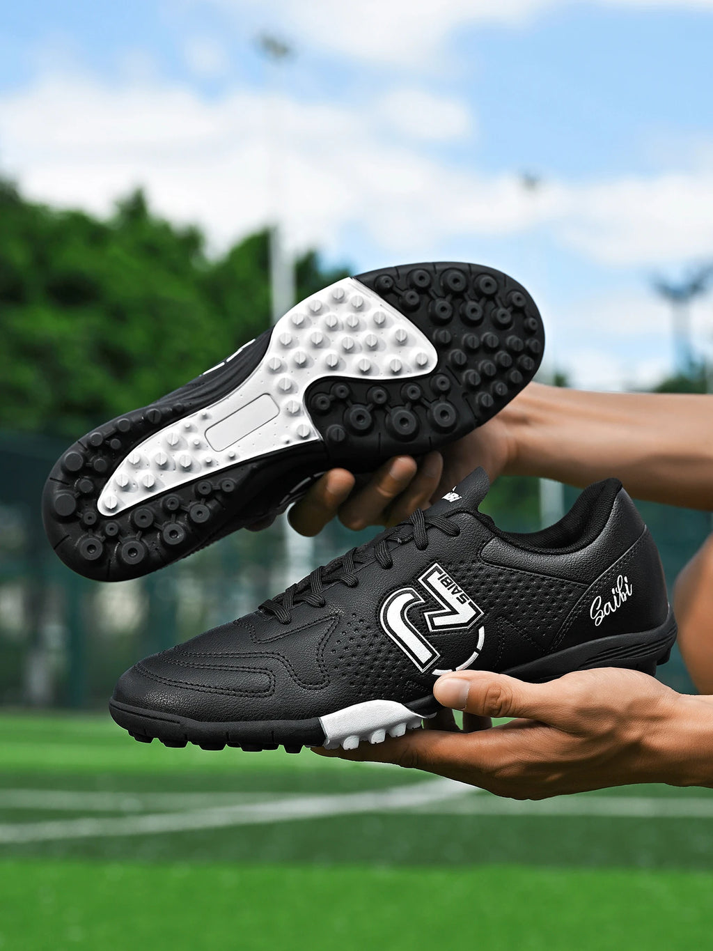 Fashionable sports style professional men's football shoes TF broken nail outdoor sports shoes effectively protect ankles