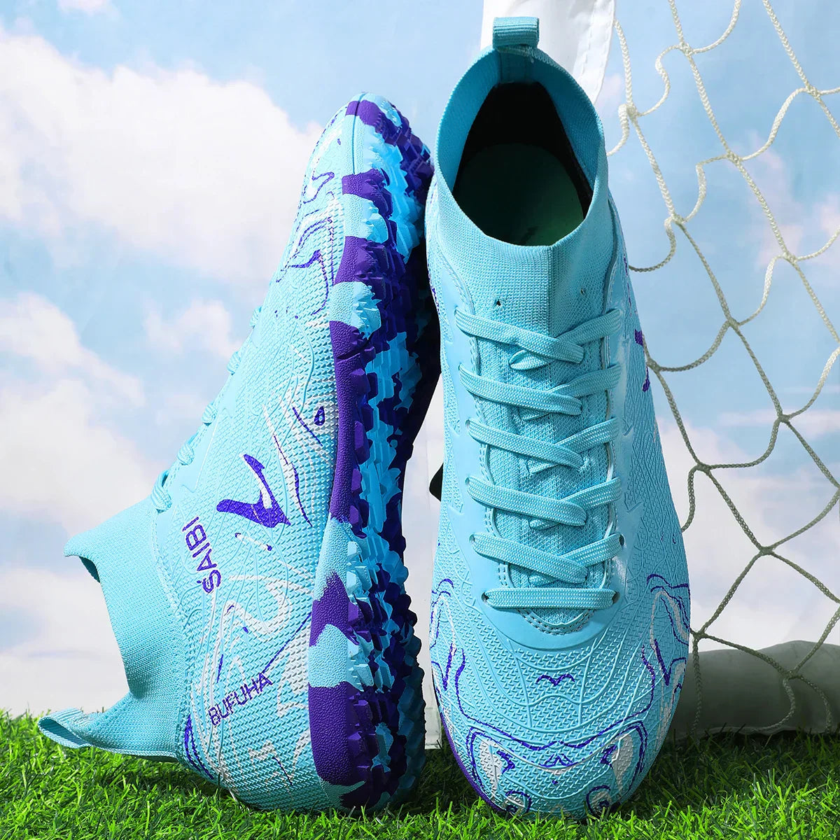 Breathable men's soccer shoes with TF broken nails, outdoor sports shoes, anti slip and effective ankle protection